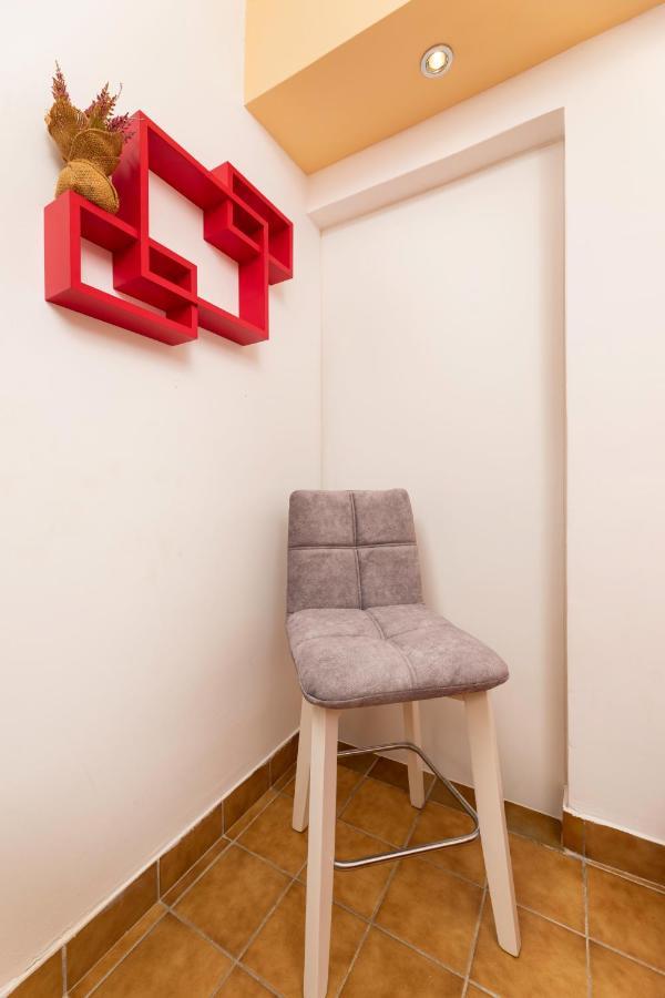 Apartman "Ela" Njivice Exteriér fotografie