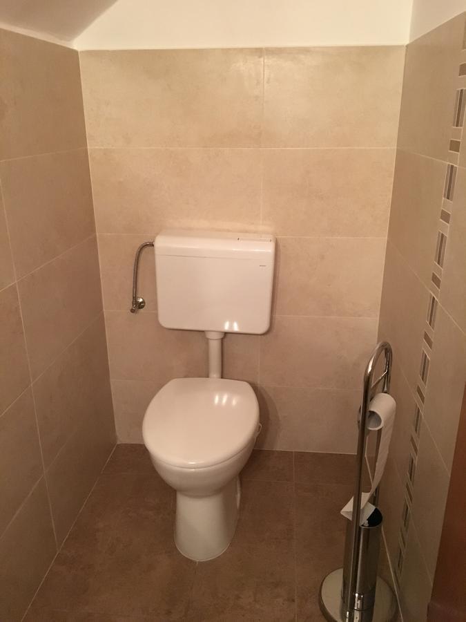 Apartman "Ela" Njivice Exteriér fotografie